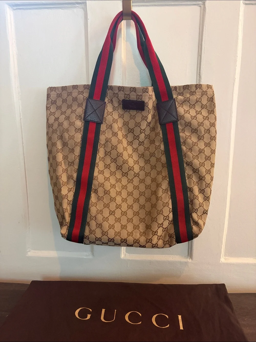 Gucci Beige Monogram Tote with Red and Green Webbing - Picture 2 of 16